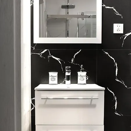 Cypryjskie Faktura Vat Appartement *