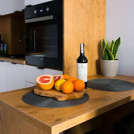 Appartement Cypryjskie Faktura Vat *