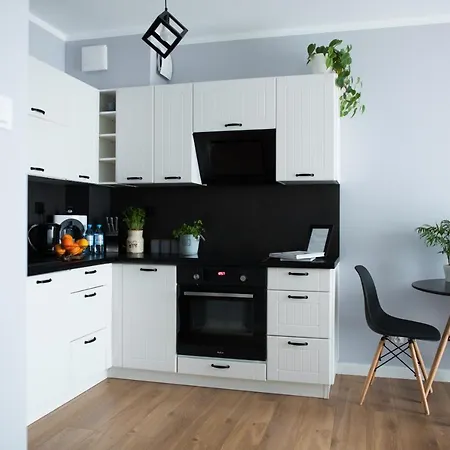 Apartment Cypryjskie Faktura Vat