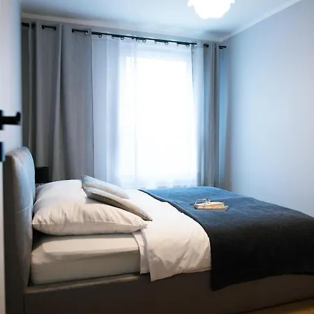 Apartment Cypryjskie Faktura Vat